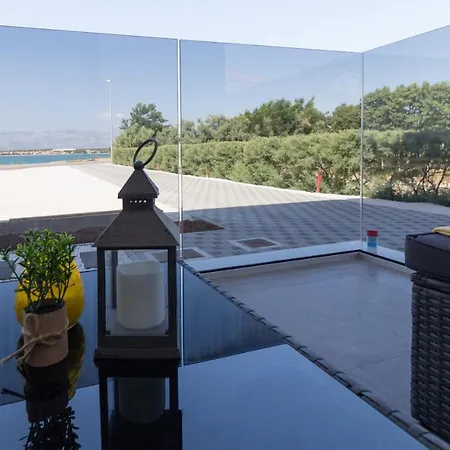Luxury Beachfront Villa Crystal Aenona - By Ta Leut Agency Nin Exterior foto