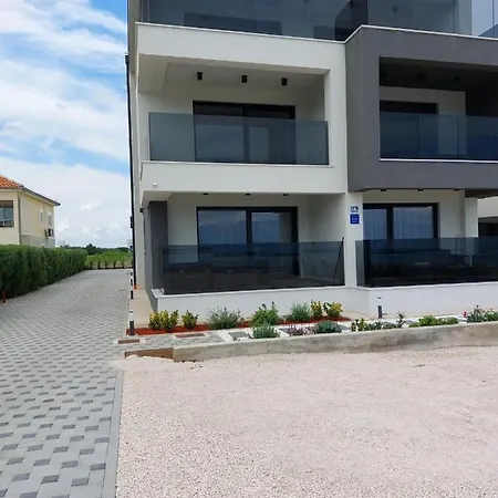 Luxury Beachfront Villa Crystal Aenona - By Ta Leut Agency Nin Exterior foto
