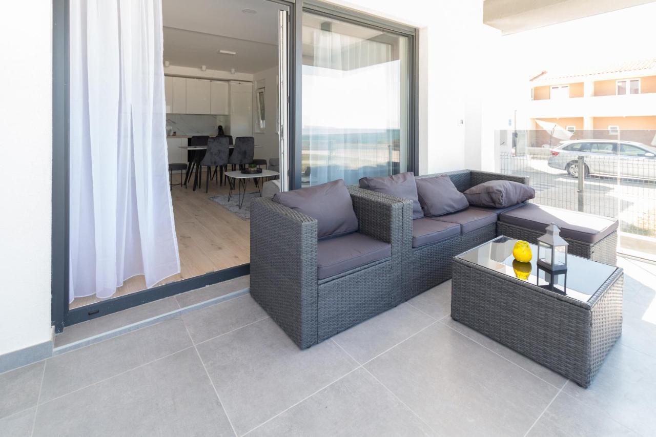 Luxury Beachfront Crystal Aenona - By Ta Leut Agency * Nin